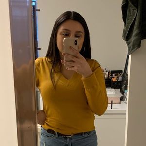 Meet your Posher, Lea